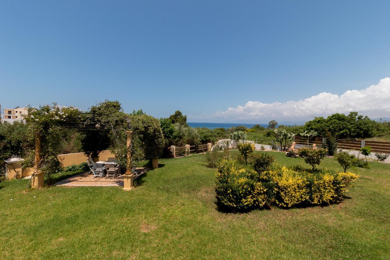 Ta Spitakia Tsarbopoulos Kyparissia Exterior photo